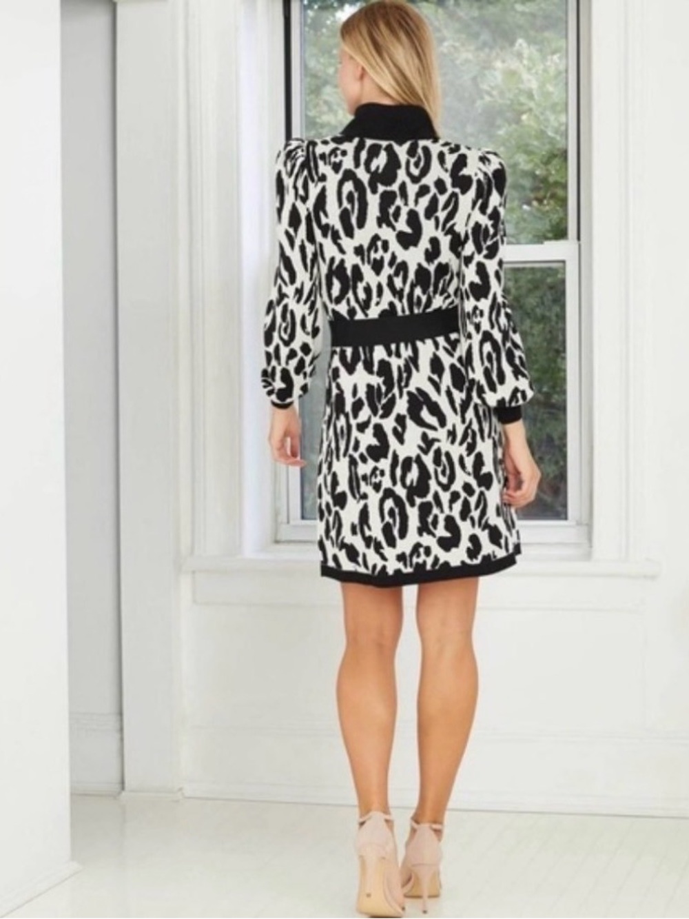 WHO What Wear Women's Leopard Print Balloon Long Sleeve Sweater Dress XS NWT - Picture 2 of 5